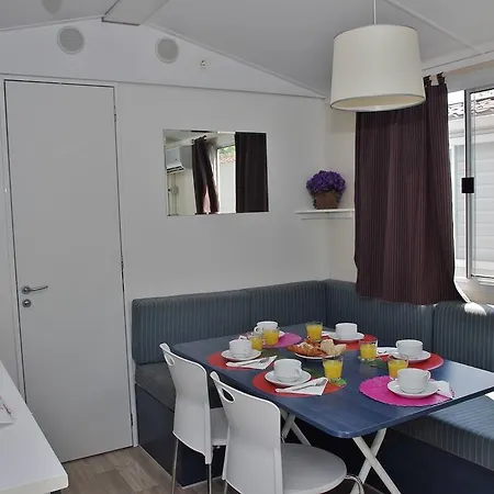 Happy Camp Mobile Homes In Vigna Sul Mar Camping Village *